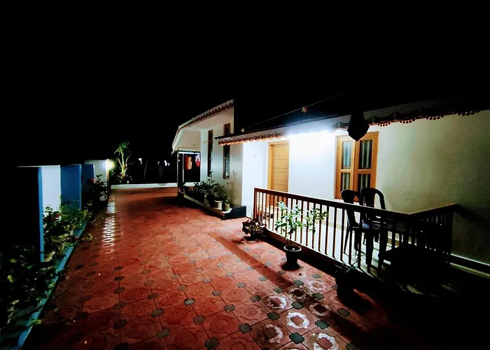 Mavila Beach Resort, Kerala'S Heritage Temple Villa Varkala