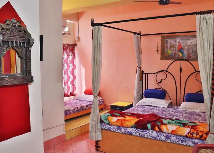 Govind Hotel