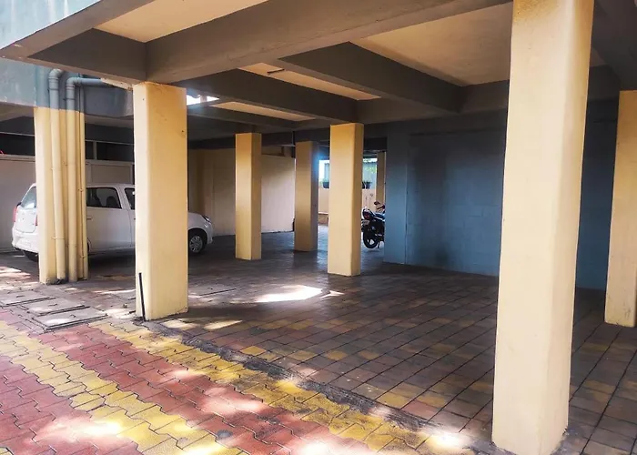 Hotel Manasi Royal Satara