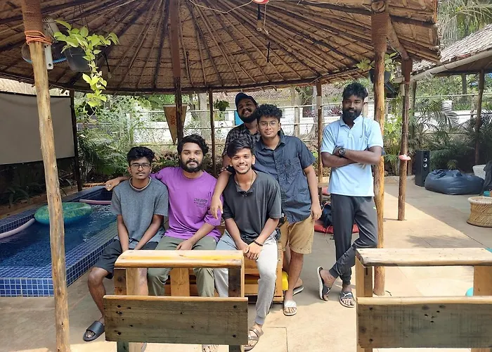 Red Monkeys Hostel