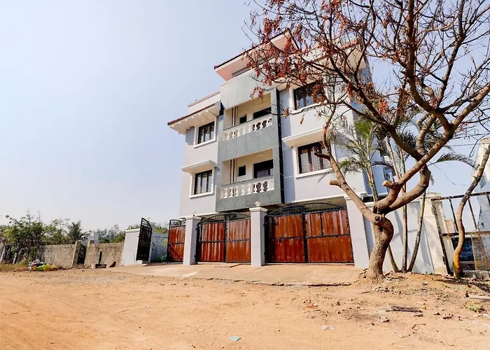 Oyo Home Fantasea Uthandi Near Juhu Beach