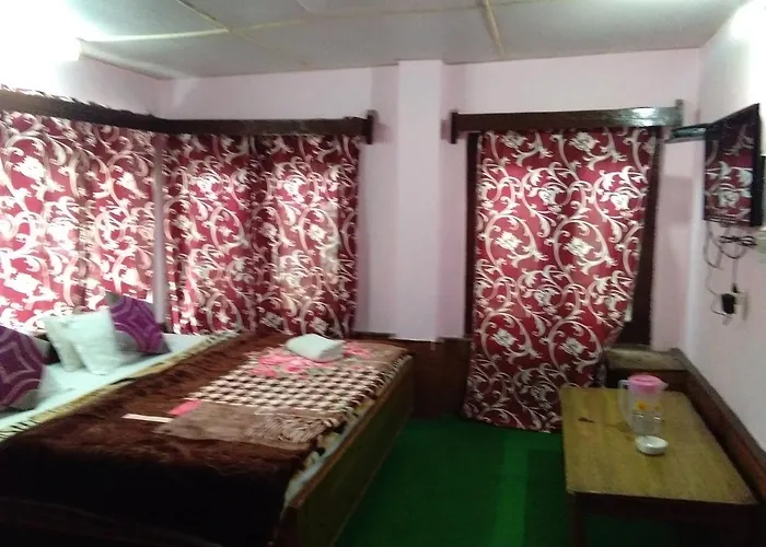 Hotel Hema Holiday Home