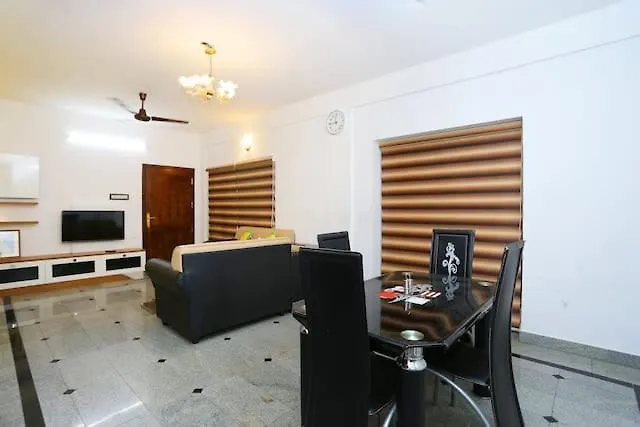 The Solo Apartments Kadavanthra