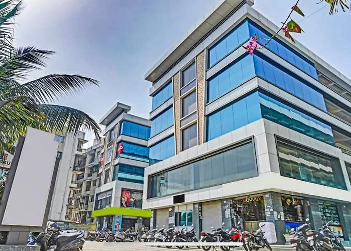 Hotel Santeria Inn, Best Luxurious Hotel Ac Rooms In Surat