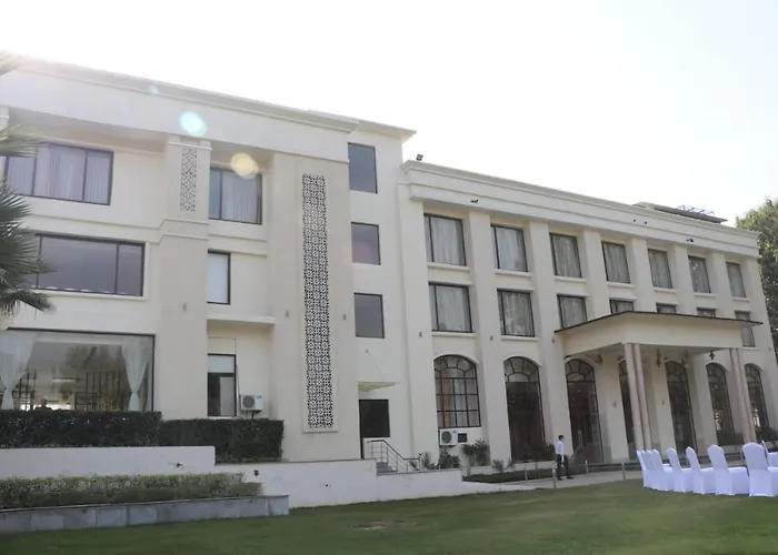 Pinaka Hotels & Resorts