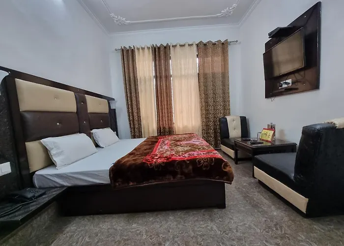 Hotel Vivek Nomadic