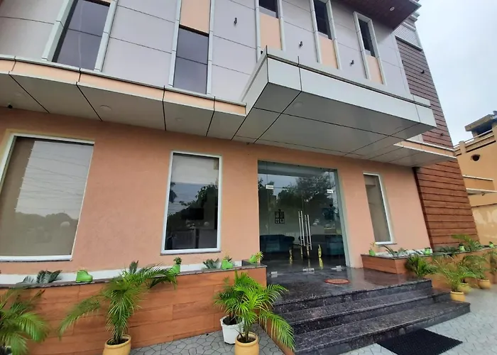 Clarks Inn Dudhwa