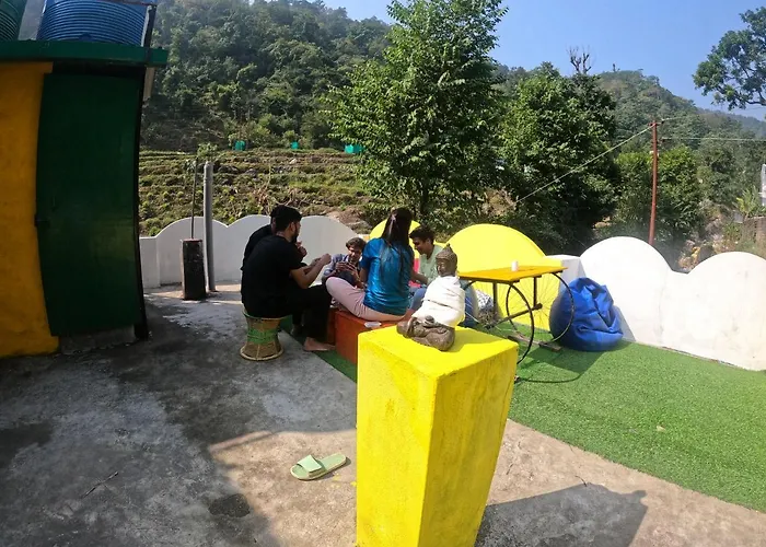 Hobbit House Hostel