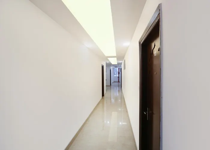 Fabhotel Taj Residency