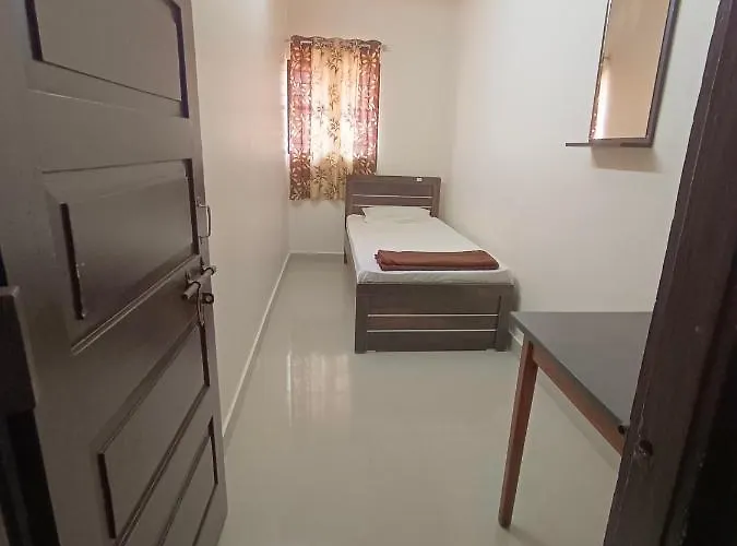 Shri Vasant Lodge