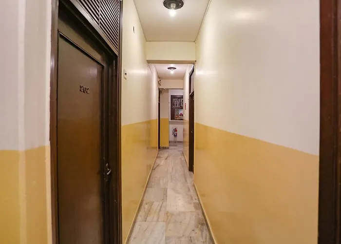 Fabhotel Ashoka Inn