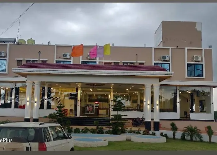 Hotel Four Seasons Resort Ajanta