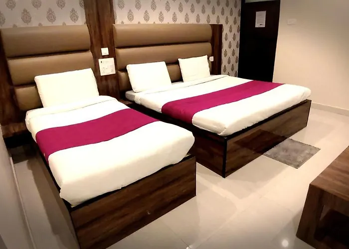 City Hotel