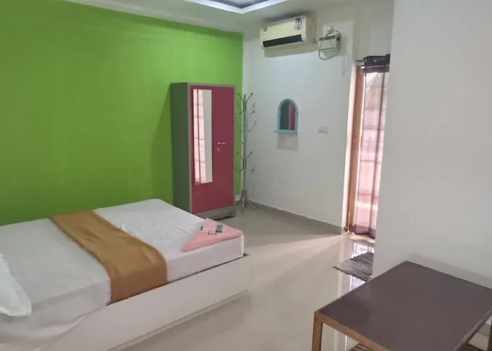 Hotel Greenvalley Residency