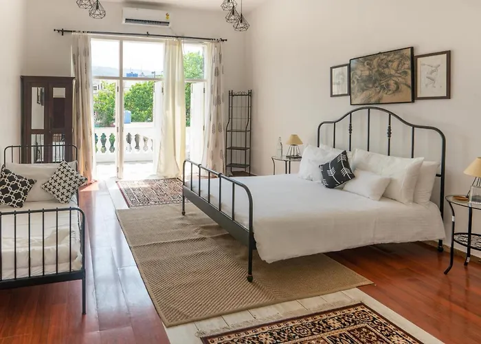Ama Stays And Trails Casa Kenzo, Kashid