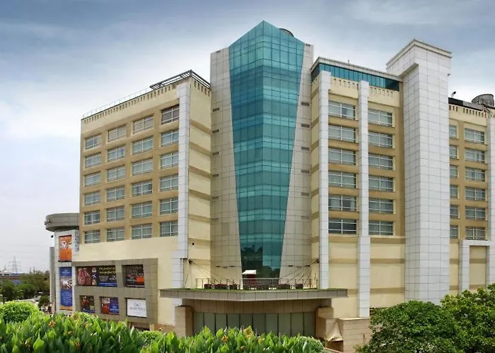 Mahagun Sarovar Portico Suites