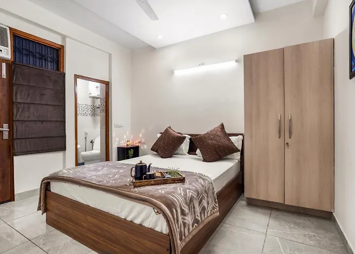 Homlee-Luxurious 2Bhk-Dilshad Metro- Ground Floor