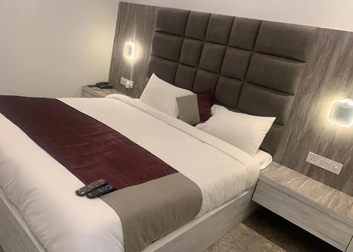 Hotel Lotus Inn