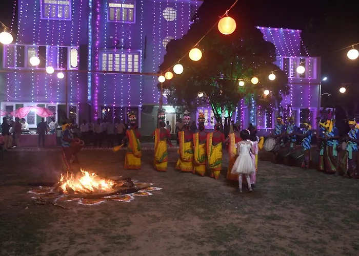 Jhargram Eshani Hotels And Guest House