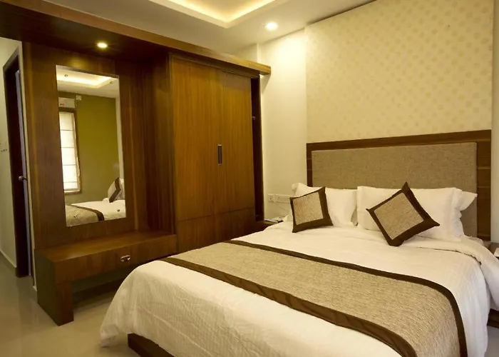 Rotano Glitz Inn - Glitz Inn Calicut
