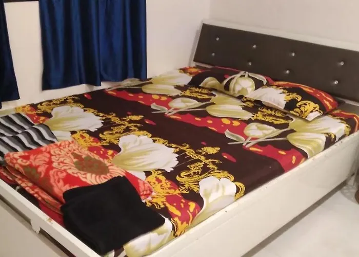 Ivy Little Door Cottage, Compact Ac 3 Bhk With Pool, Lonavala