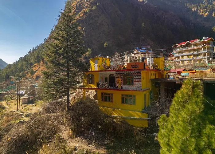 Nomads Hostel