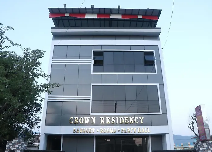 Hotel Crown Residency
