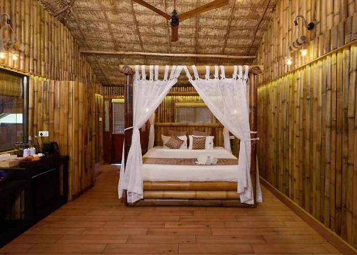 Maliekal Heritance Cherai Beach Cochin