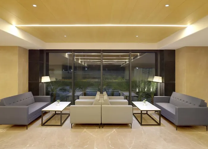 Lemon Tree Hotel Agra