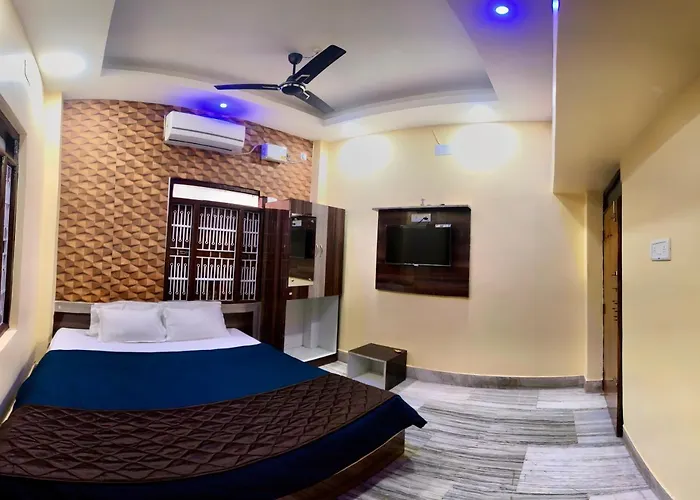 Bobby Premium Residency 350M From Jagannath Temple