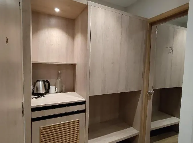 Firangipani Suites - A Corporate Boutique Hotel