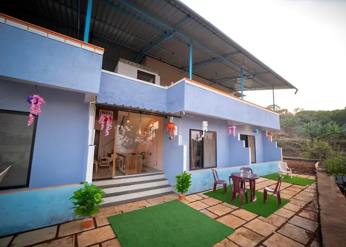 Hotel Orchid Palace