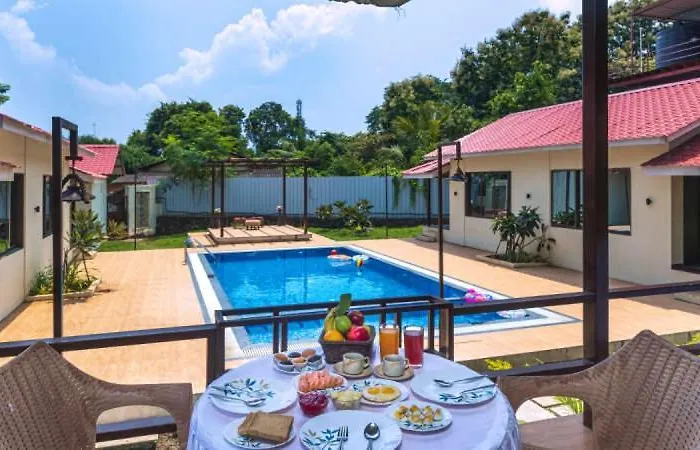 Tiara Resort Mandwa
