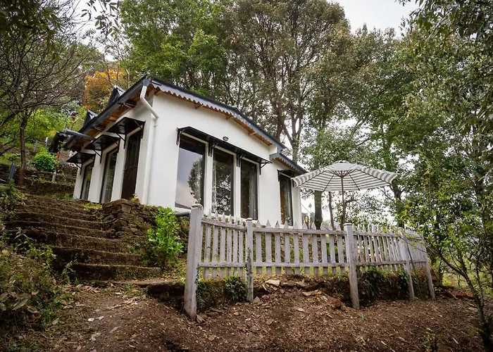 Avenida Snowcap Retreat