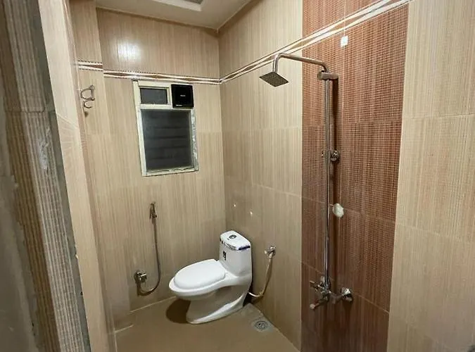 Hotel Gulmohar
