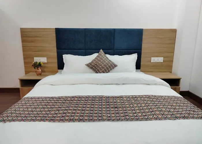 Shanol Residency