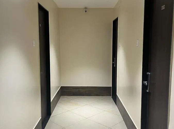 Hotel Gulmohar