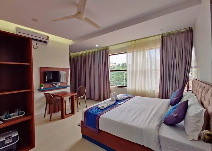 Hotel Royal Inn Lodge Dharwad
