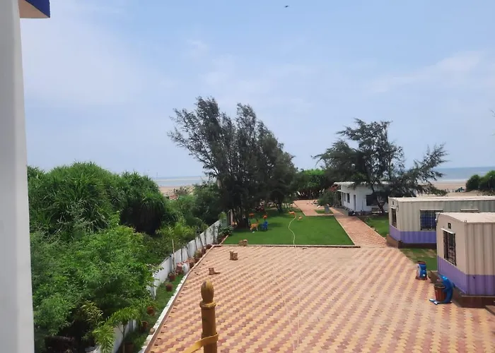 Sea Wave Beach Resort