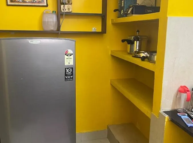Home Stay In Ground Floor