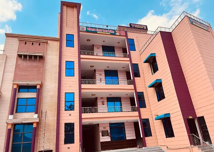 Gopal Hotel And Palace
