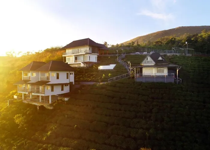 10 Degrees North By Avni Holidays