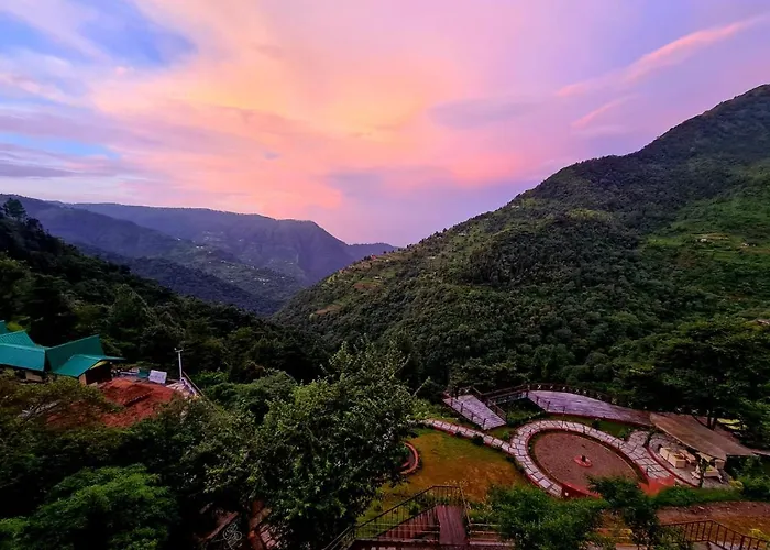Atulyam, Pangot