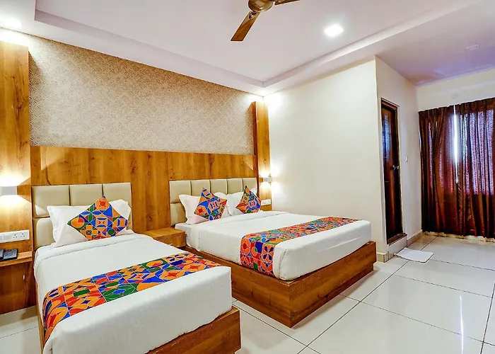 Fabhotel Rotano Grand