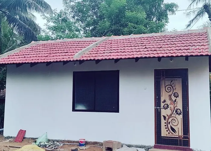 Golden Wings Cafe Hotel Gokarna 