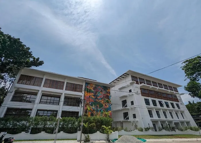 Prasanthi Hotel