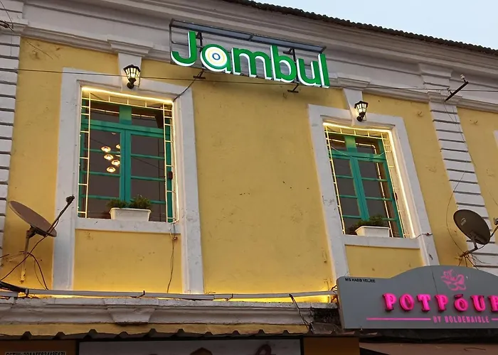 Jambul House