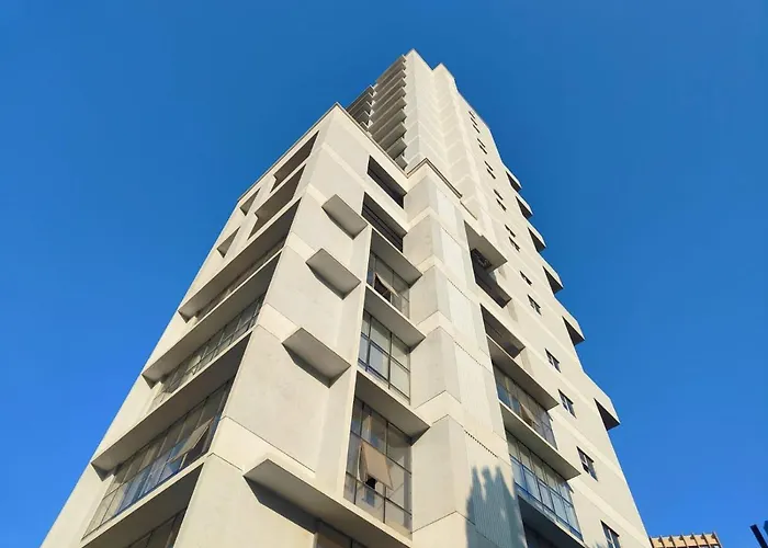 Premium Apartment In Hiranandani Powai By Maxxvalue - Chitranjan