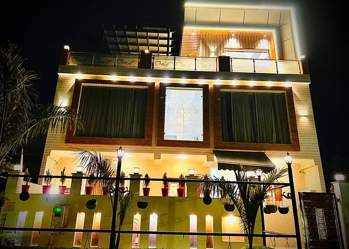 Crescent Inn Greater Noida