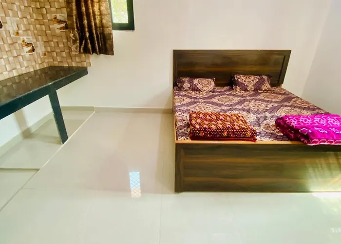 Nirupam Sadan Homestay